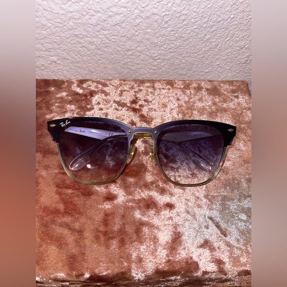 Rey Banks Glasses for Women - Picture 2 of 3